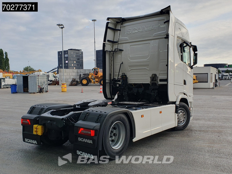Scania S560 4X2 NEW! Retarder Full-Air 2xTanks Standklima Navi ACC LED Euro 6 - 트랙터 유닛 : 사진 5 Scania S560 4X2 NEW! Retarder Full-Air 2xTanks Standklima Navi ACC LED Euro 6 - 트랙터 유닛 : 사진 5