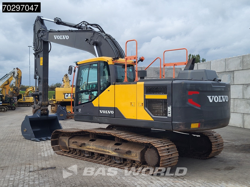 Volvo EC220 E L - 크롤러 굴삭기 : 사진 2 Volvo EC220 E L - 크롤러 굴삭기 : 사진 2