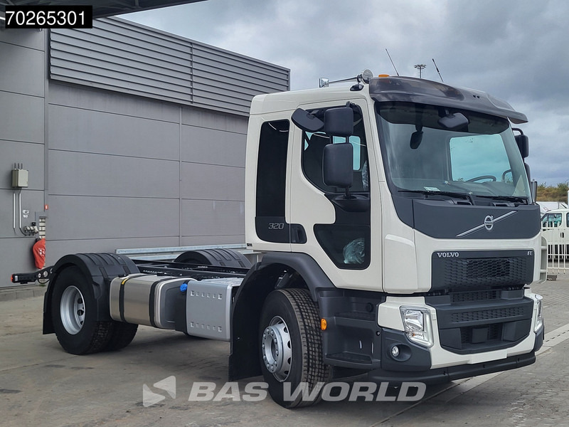 Volvo FE 320 4X2 NEW 18t chassis PTO Preparation Automatic Euro 6 - 캡 새시 트럭 : 사진 3 Volvo FE 320 4X2 NEW 18t chassis PTO Preparation Automatic Euro 6 - 캡 새시 트럭 : 사진 3