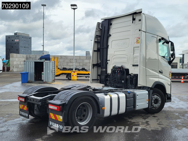 Volvo FH 500 4X2 XL VEB+ 2xTanks Navi LED ACC Euro 6 - 트랙터 유닛 : 사진 5 Volvo FH 500 4X2 XL VEB+ 2xTanks Navi LED ACC Euro 6 - 트랙터 유닛 : 사진 5