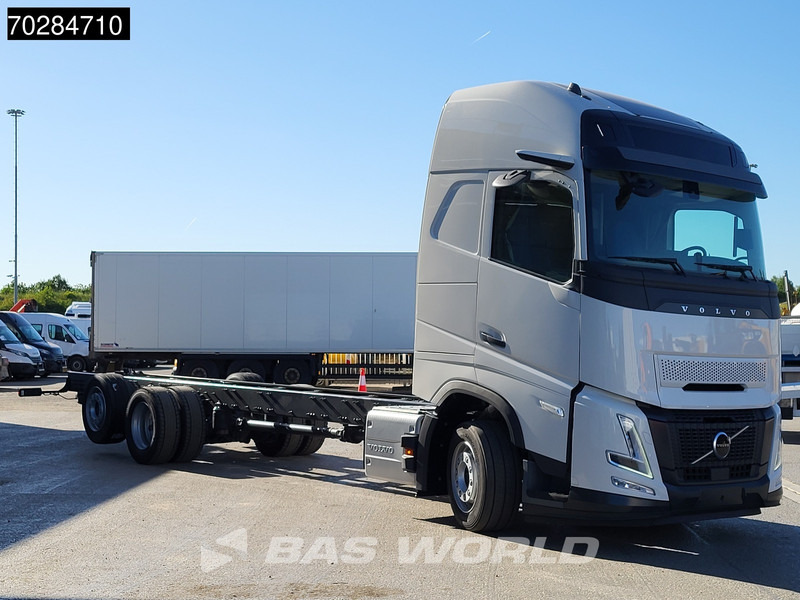 Volvo FH 62 R AERO 6X2 NEW Horsetruck chassis Lift+Lenkachse Dynamic Steering Mirror cam Euro 6 - 캡 새시 트럭 : 사진 3 Volvo FH 62 R AERO 6X2 NEW Horsetruck chassis Lift+Lenkachse Dynamic Steering Mirror cam Euro 6 - 캡 새시 트럭 : 사진 3