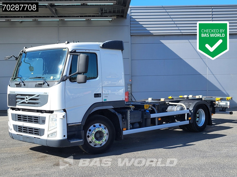 Volvo FM 330 4X2 4,60m Wheelbase BDF Automatic Euro 5 - 컨테이너 운반 장치/ 스와프 보디 트럭 : 사진 1 Volvo FM 330 4X2 4,60m Wheelbase BDF Automatic Euro 5 - 컨테이너 운반 장치/ 스와프 보디 트럭 : 사진 1