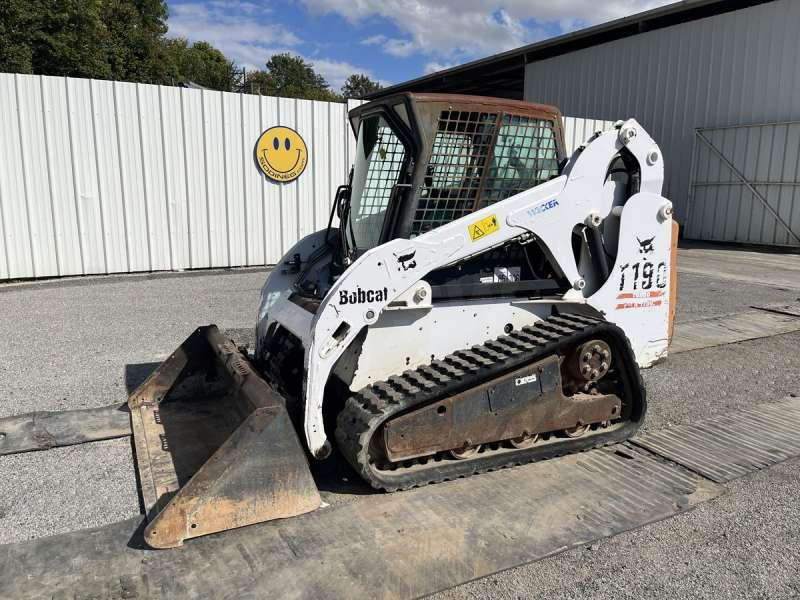 Bobcat T190 - 소형 트랙 로더 : 사진 1 Bobcat T190 - 소형 트랙 로더 : 사진 1