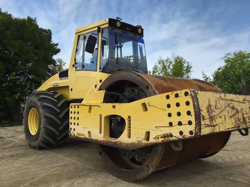 Bomag BW 226 DI-4 BVC - 콤비네이션 롤러 : 사진 3 Bomag BW 226 DI-4 BVC - 콤비네이션 롤러 : 사진 3