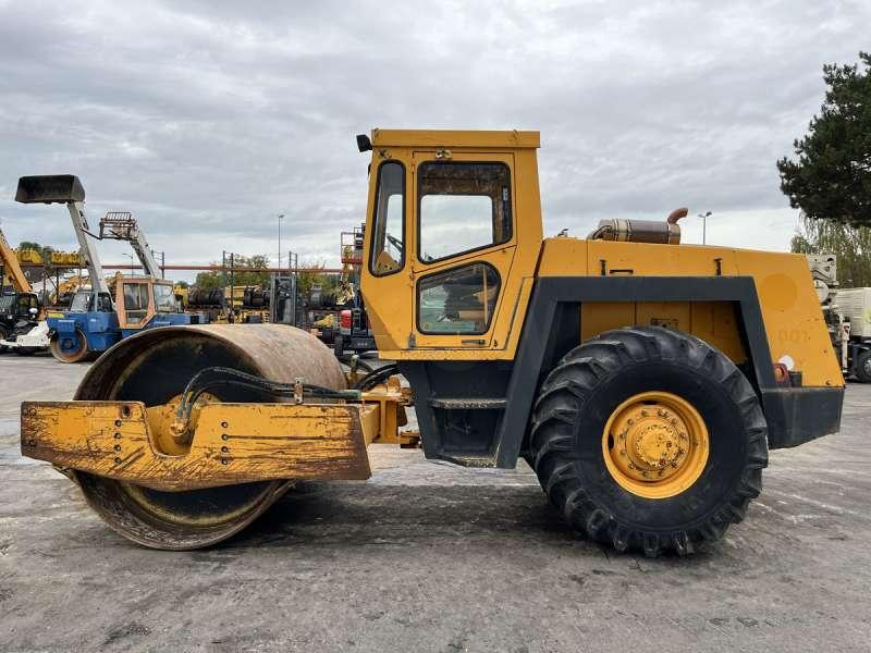 Bomag BW213D - 콤비네이션 롤러 : 사진 4 Bomag BW213D - 콤비네이션 롤러 : 사진 4