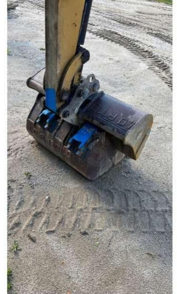 Caterpillar 302.5C - 미니 굴삭기 : 사진 3 Caterpillar 302.5C - 미니 굴삭기 : 사진 3