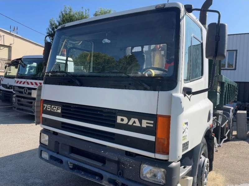 DAF 75CF - 후크 리프트 트럭 : 사진 4 DAF 75CF - 후크 리프트 트럭 : 사진 4