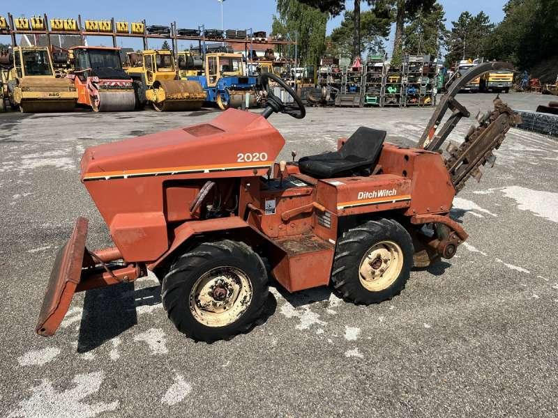 DITCH WITCH 2020K - 트렌처 : 사진 3 DITCH WITCH 2020K - 트렌처 : 사진 3