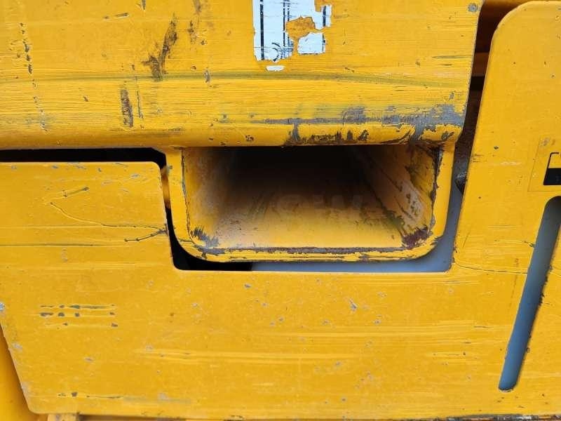 수직 마스트 리프트 Haulotte CISEAUX COMPACT 8 : 사진 24