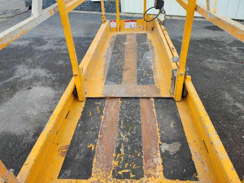 수직 마스트 리프트 Haulotte CISEAUX COMPACT 8 : 사진 27