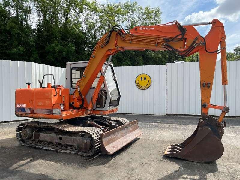 Hitachi EX60 - 크롤러 굴삭기 : 사진 1 Hitachi EX60 - 크롤러 굴삭기 : 사진 1