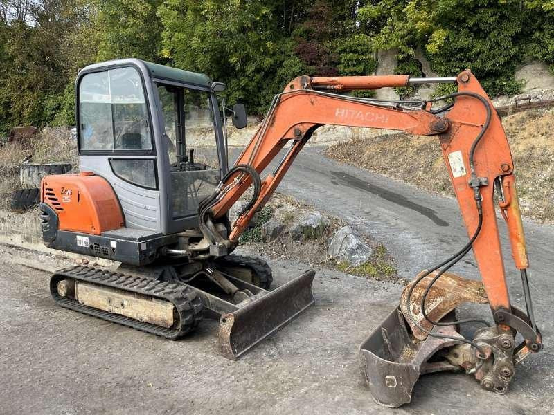 Hitachi ZX25 CLR - 미니 굴삭기 : 사진 1 Hitachi ZX25 CLR - 미니 굴삭기 : 사진 1