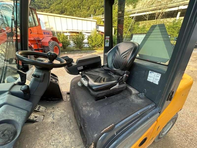 디젤 지게차 Jungheinrich DFG435s : 사진 38