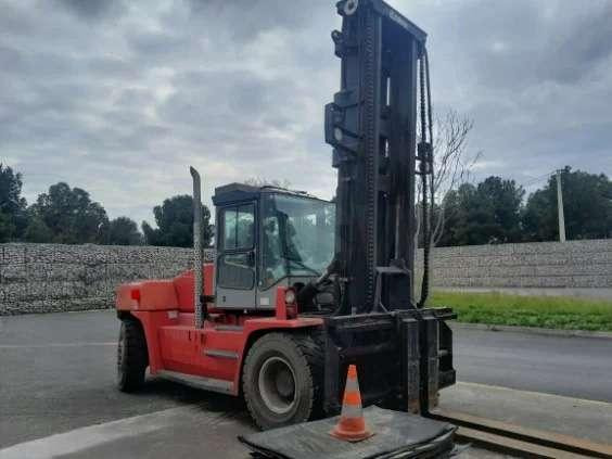 Kalmar DCE 150-12 - 디젤 지게차 : 사진 2 Kalmar DCE 150-12 - 디젤 지게차 : 사진 2