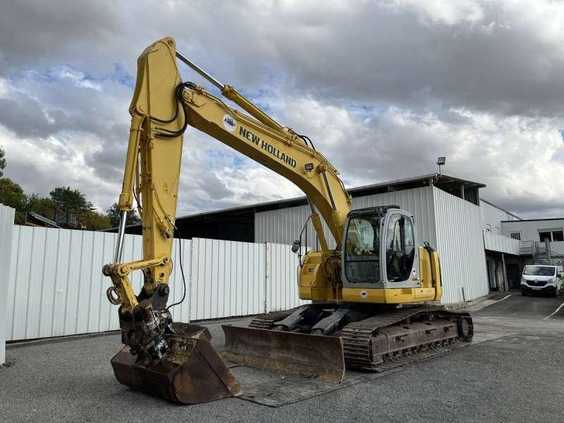 Kobelco SK235SRNLC-1ES - 크롤러 굴삭기 : 사진 2 Kobelco SK235SRNLC-1ES - 크롤러 굴삭기 : 사진 2