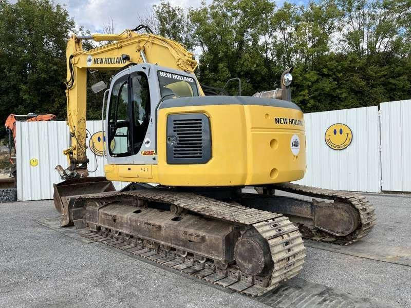 Kobelco SK235SRNLC-1ES - 크롤러 굴삭기 : 사진 4 Kobelco SK235SRNLC-1ES - 크롤러 굴삭기 : 사진 4