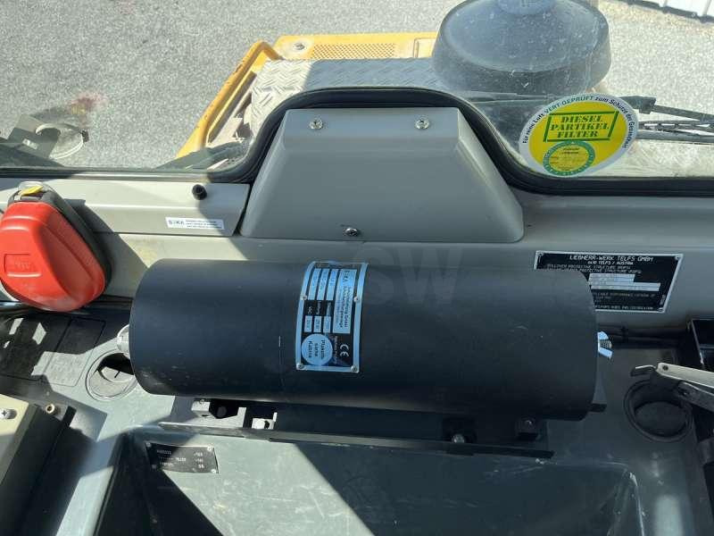 크롤러 로더 Liebherr LR614 : 사진 41