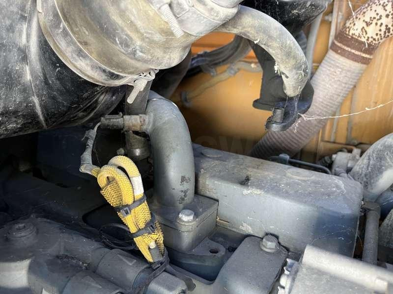 크롤러 로더 Liebherr LR614 : 사진 32