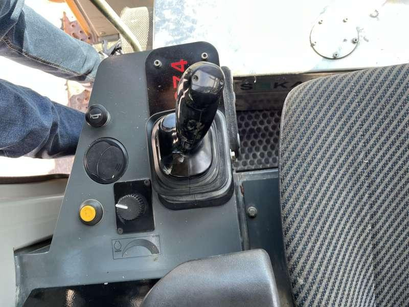 크롤러 로더 Liebherr LR614 : 사진 43