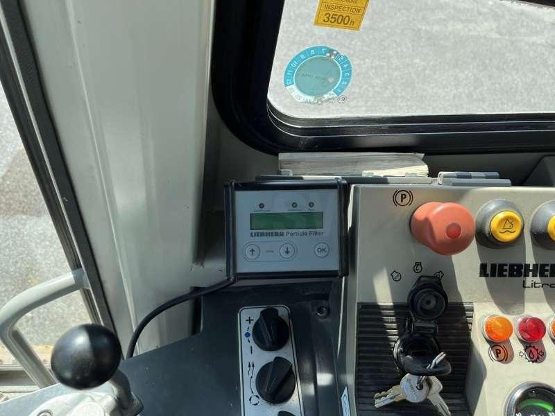 크롤러 로더 Liebherr LR614 : 사진 38