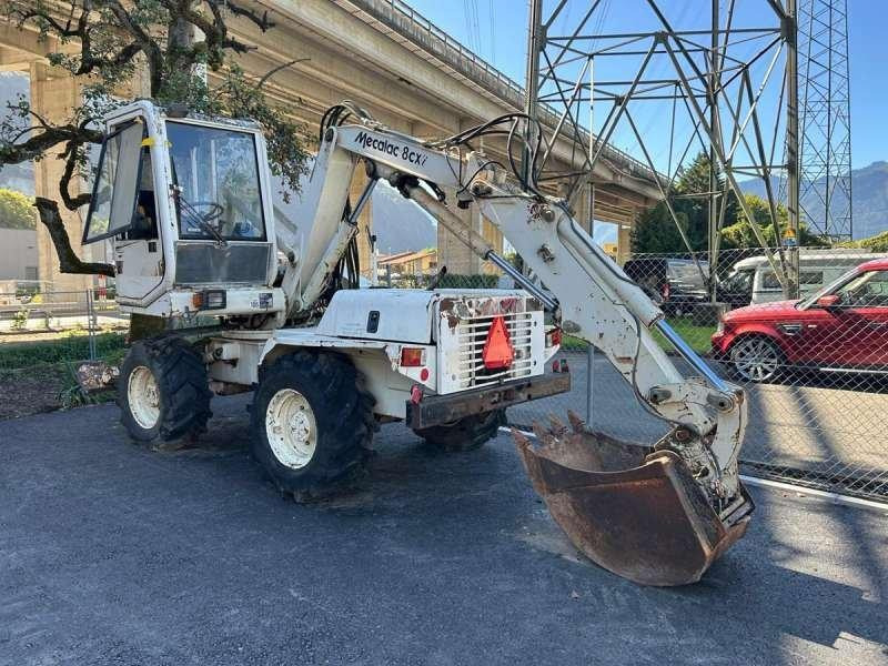 Mecalac 8CXI - 휠 굴삭기 : 사진 3 Mecalac 8CXI - 휠 굴삭기 : 사진 3