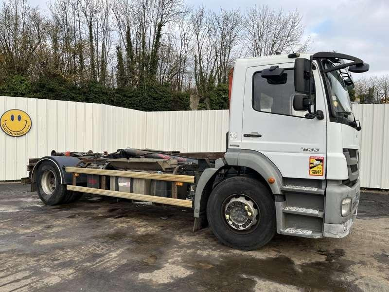 Mercedes AXOR 1833 - 후크 리프트 트럭 : 사진 1 Mercedes AXOR 1833 - 후크 리프트 트럭 : 사진 1