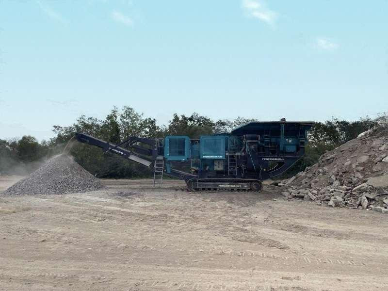 Powerscreen PREMIERTRAK 400 A MACHOIRE - 크러셔 : 사진 2 Powerscreen PREMIERTRAK 400 A MACHOIRE - 크러셔 : 사진 2