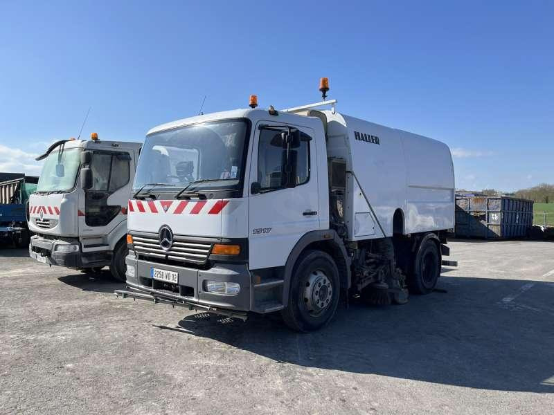 Renault 240DXI + MERCEDES 1517 - 거리 청소 차량 : 사진 4 Renault 240DXI + MERCEDES 1517 - 거리 청소 차량 : 사진 4