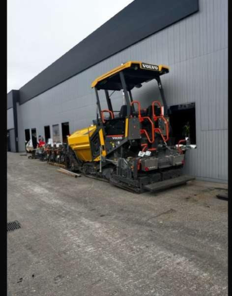 Volvo P2820D MACHINE SUISSE - 아스팔트 포장기 : 사진 2 Volvo P2820D MACHINE SUISSE - 아스팔트 포장기 : 사진 2