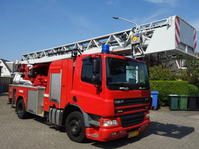 DAF CF 75.310 magirius 30 meter - 트럭 : 사진 3 DAF CF 75.310 magirius 30 meter - 트럭 : 사진 3