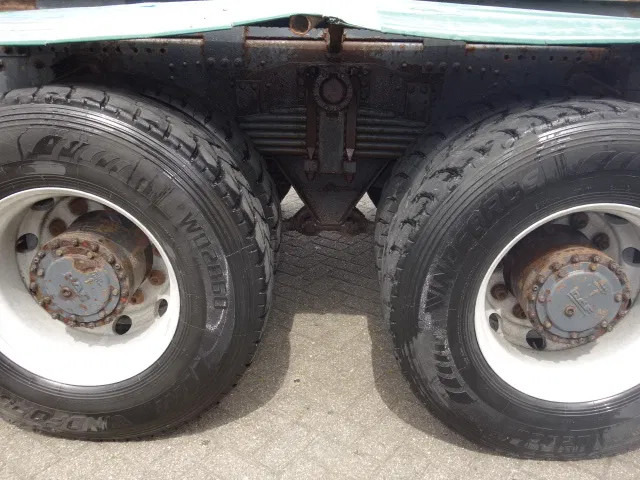 DAF CF85 6X4 460PK MANUAL GEARBOX STEEL SPRINGS - 캡 새시 트럭 : 사진 5 DAF CF85 6X4 460PK MANUAL GEARBOX STEEL SPRINGS - 캡 새시 트럭 : 사진 5