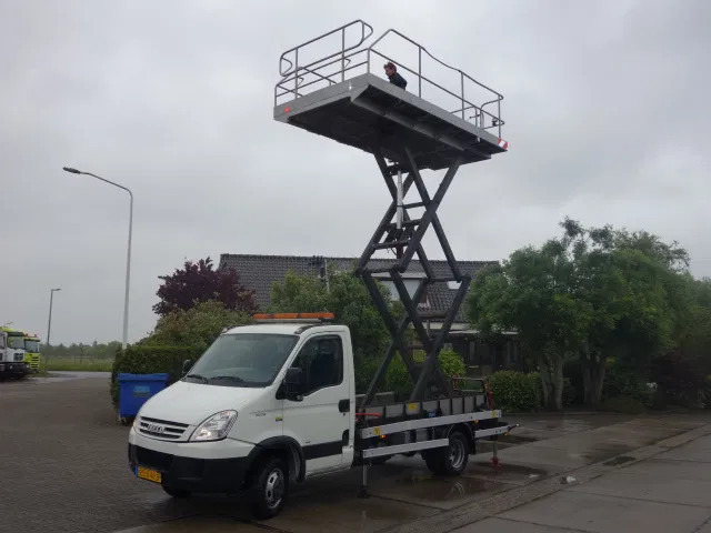 Iveco Daily 40C15 SKY WORKER PLATFORM - 밴 : 사진 1 Iveco Daily 40C15 SKY WORKER PLATFORM - 밴 : 사진 1