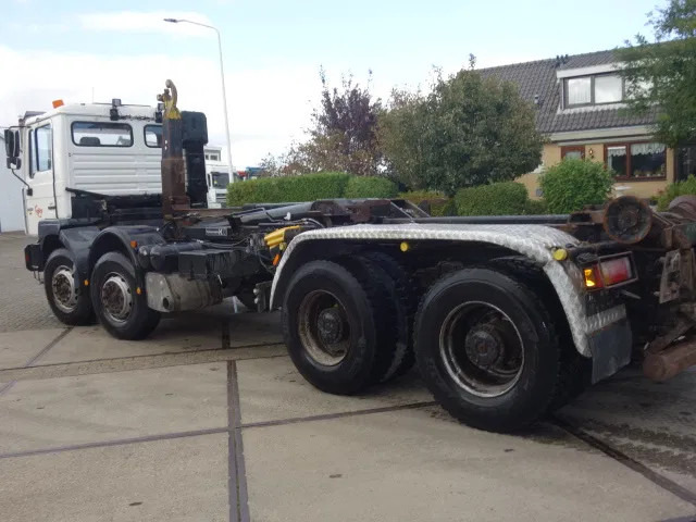 MAN 35-364 chassis cabine manual diesel pomp 6 cil 8x4 - 캡 새시 트럭 : 사진 2 MAN 35-364 chassis cabine manual diesel pomp 6 cil 8x4 - 캡 새시 트럭 : 사진 2