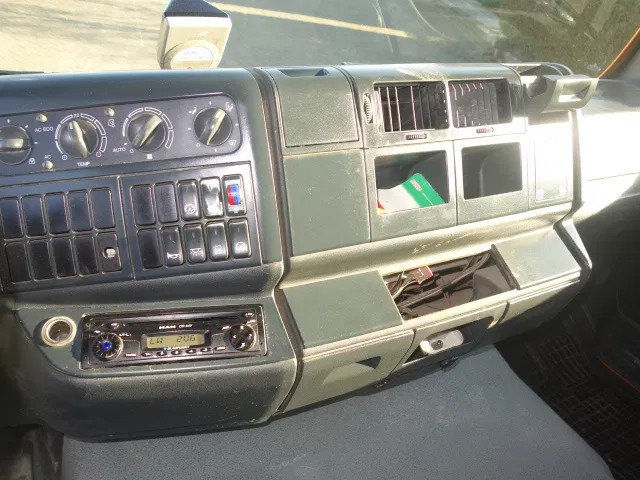 MAN TGA 41-440 8X6 MANUAL GEARBOX 22M3 MEILLER TIPPER - 덤프트럭 : 사진 5 MAN TGA 41-440 8X6 MANUAL GEARBOX 22M3 MEILLER TIPPER - 덤프트럭 : 사진 5