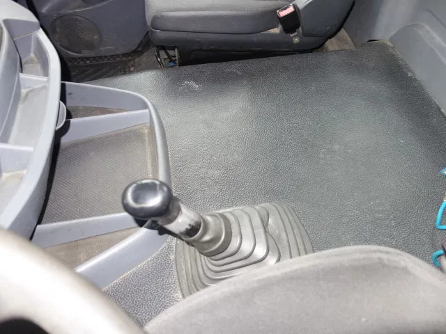 Mercedes-Benz Axor 3243 8X4 - 덤프트럭 : 사진 5 Mercedes-Benz Axor 3243 8X4 - 덤프트럭 : 사진 5