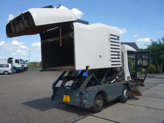 Ravo 540 3E BORSTEL EURO5 - 거리 청소 차량 : 사진 4 Ravo 540 3E BORSTEL EURO5 - 거리 청소 차량 : 사진 4
