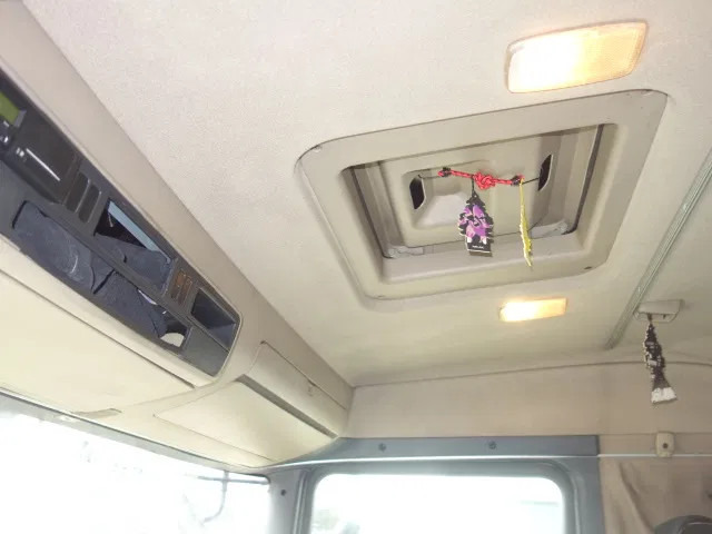 리스 Scania R380 6X2 19200 LITER TANK,MANUAL GEARBOX Scania R380 6X2 19200 LITER TANK,MANUAL GEARBOX : 사진 14 리스 Scania R380 6X2 19200 LITER TANK,MANUAL GEARBOX Scania R380 6X2 19200 LITER TANK,MANUAL GEARBOX : 사진 14