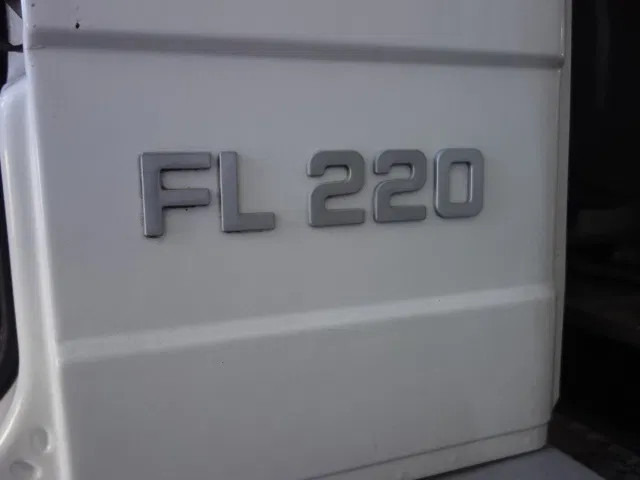 Volvo FL 240 220PK 12000 LITER STEELSPRINGS - 유조트럭 : 사진 5 Volvo FL 240 220PK 12000 LITER STEELSPRINGS - 유조트럭 : 사진 5