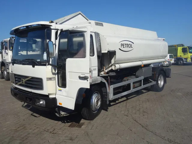 Volvo FL 240 220PK 12000 LITER STEELSPRINGS - 유조트럭 : 사진 2 Volvo FL 240 220PK 12000 LITER STEELSPRINGS - 유조트럭 : 사진 2