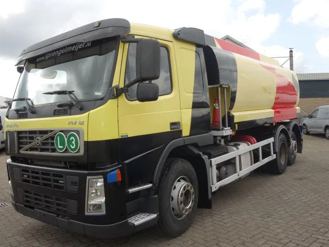 Volvo FM 12 18500liter tank,AIRCO,MANUAL GEARBOX - 유조트럭 : 사진 1 Volvo FM 12 18500liter tank,AIRCO,MANUAL GEARBOX - 유조트럭 : 사진 1