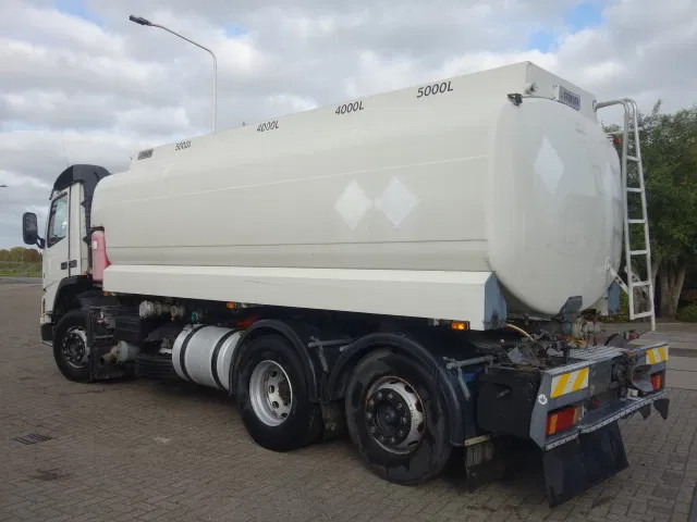 Volvo FM 360 18000 LITER,MANUALPOMP,MANUALCOUNTER - 유조트럭 : 사진 3 Volvo FM 360 18000 LITER,MANUALPOMP,MANUALCOUNTER - 유조트럭 : 사진 3