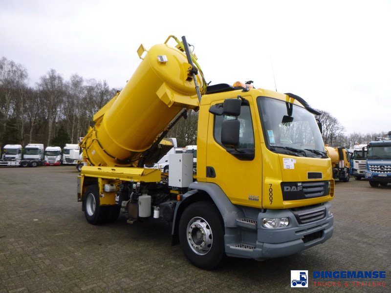 DAF LF 55.220 4X2 Whale vacuum tank 8.1 m3 - 진공 흡입 트럭 : 사진 2 DAF LF 55.220 4X2 Whale vacuum tank 8.1 m3 - 진공 흡입 트럭 : 사진 2