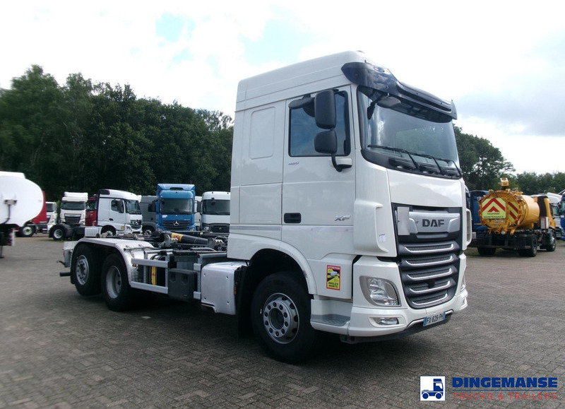 DAF XF 480 FAN 6x2 Hyva container hook 20 t - 후크 리프트 트럭 : 사진 2 DAF XF 480 FAN 6x2 Hyva container hook 20 t - 후크 리프트 트럭 : 사진 2