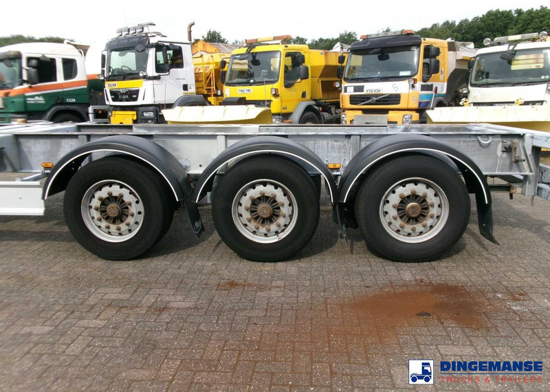 Fliegl 3-axle container trailer 45 ft - 컨테이너 운반 장치/ 스와프 보디 세미 트레일러 : 사진 5 Fliegl 3-axle container trailer 45 ft - 컨테이너 운반 장치/ 스와프 보디 세미 트레일러 : 사진 5