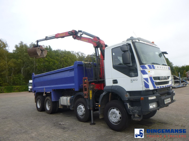 Iveco AD340T36 8x4 RHD tipper + Palfinger E120 plus + grapple - 크레인 트럭 : 사진 2 Iveco AD340T36 8x4 RHD tipper + Palfinger E120 plus + grapple - 크레인 트럭 : 사진 2