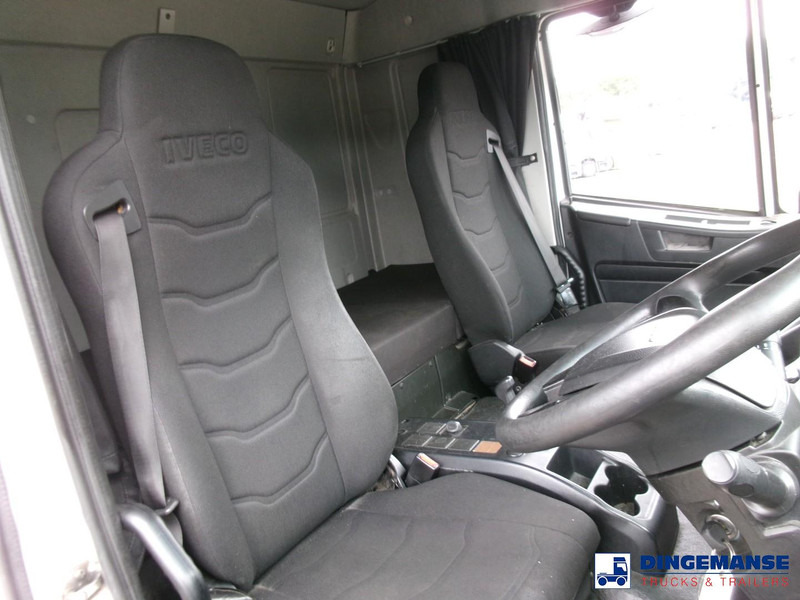 리스 Iveco Eurocargo 180E25S RHD 4x2 Euro 6 Closed box Iveco Eurocargo 180E25S RHD 4x2 Euro 6 Closed box : 사진 12