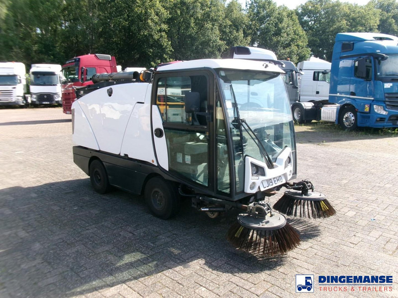 Johnston C202 compact street sweeper - 거리 청소 차량 : 사진 2 Johnston C202 compact street sweeper - 거리 청소 차량 : 사진 2