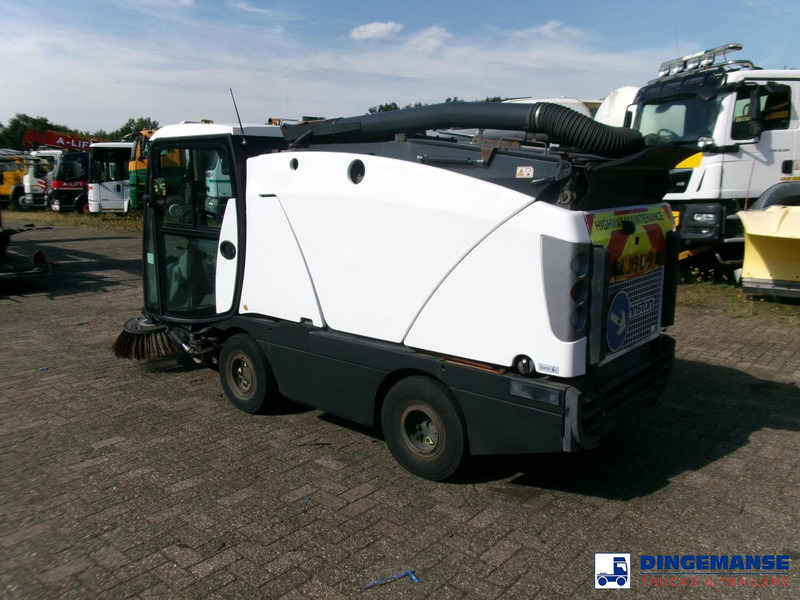 Johnston C202 compact street sweeper - 거리 청소 차량 : 사진 3 Johnston C202 compact street sweeper - 거리 청소 차량 : 사진 3