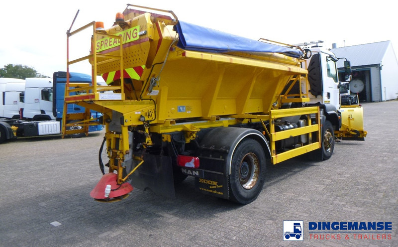 MAN TGM 18.290 4X4 RHD gritter / snow plough - 제설차량 : 사진 4 MAN TGM 18.290 4X4 RHD gritter / snow plough - 제설차량 : 사진 4