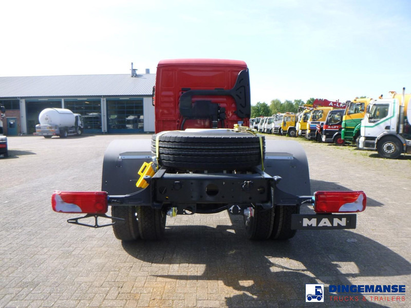 MAN TGM 18.320 4x4 BB chassis / new/unused - 캡 새시 트럭 : 사진 5 MAN TGM 18.320 4x4 BB chassis / new/unused - 캡 새시 트럭 : 사진 5